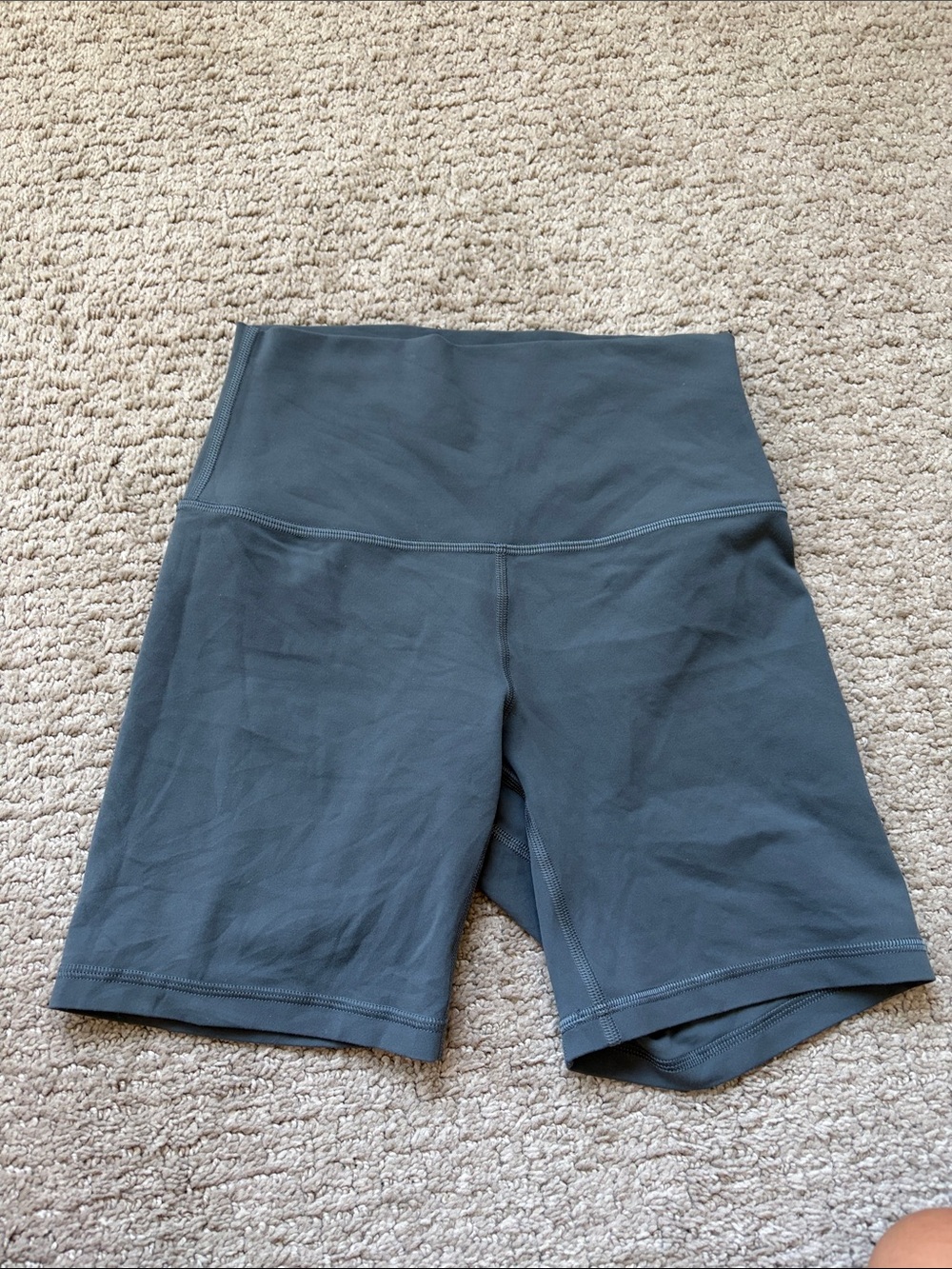 lululemon athletica High-Rise Bike Shorts in Slate